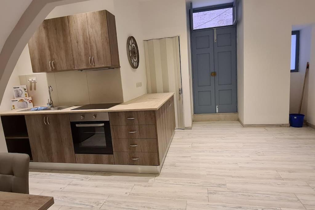 Highly Finished Studio Home In Валетта Экстерьер фото